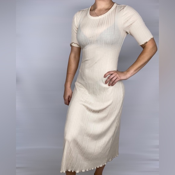 Everlane Dresses & Skirts - EVERLANE‎ The Open Back Rib Maxi Short Sleeve Dress Cream Ruffle Crew Neck